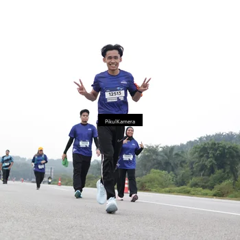 Runner Photo 7503831