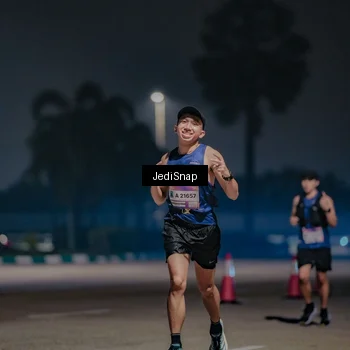 Runner Photo 7503848