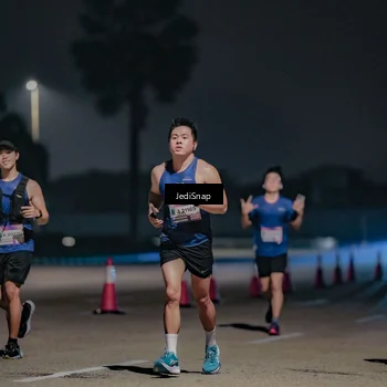 Runner Photo 7503853