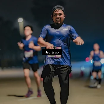 Runner Photo 7503860
