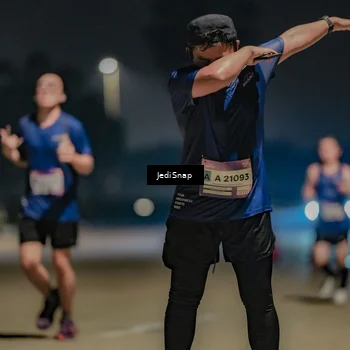 Runner Photo 7503866