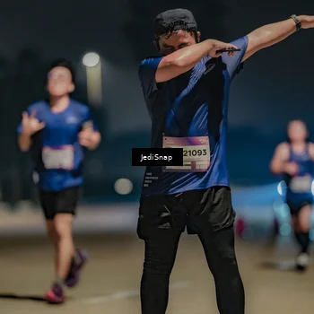 Runner Photo 7503870