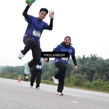 Runner Photo 7503880