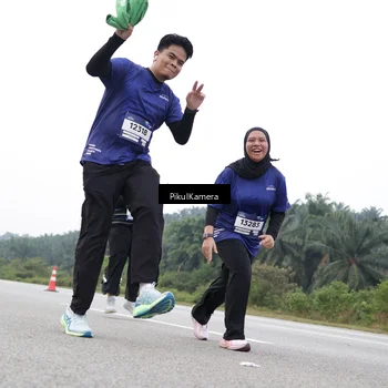 Runner Photo 7503887