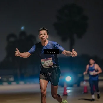 Runner Photo 7503889