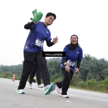 Runner Photo 7503893