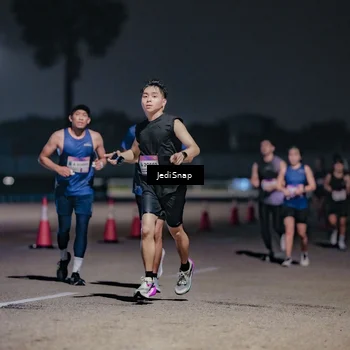 Runner Photo 7503897