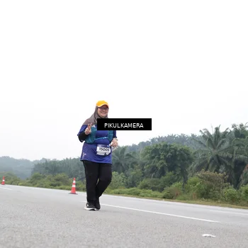 Runner Photo 7503903