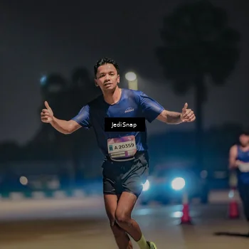 Runner Photo 7503906