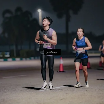 Runner Photo 7503924