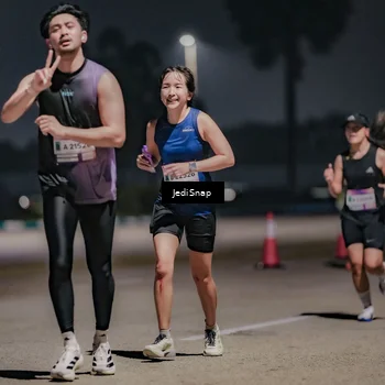 Runner Photo 7503928