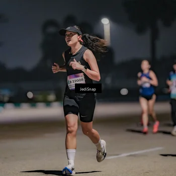 Runner Photo 7503941