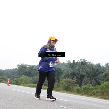 Runner Photo 7503946