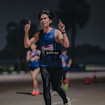 Runner Photo 7503948
