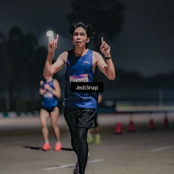 Runner Photo 7503949