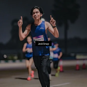 Runner Photo 7503950
