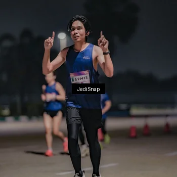 Runner Photo 7503951