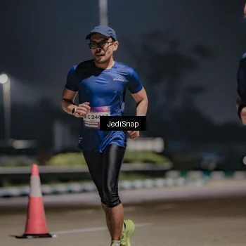 Runner Photo 7503964