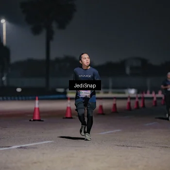 Runner Photo 7503971