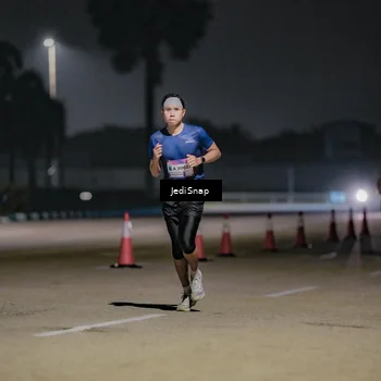 Runner Photo 7503978