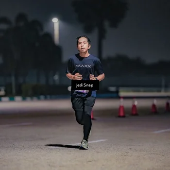 Runner Photo 7503981