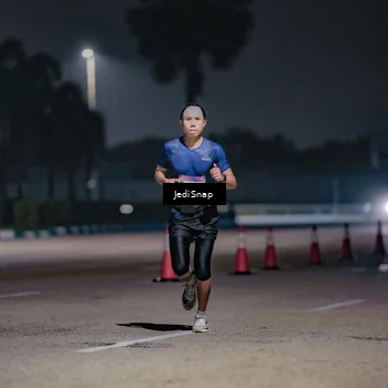 Runner Photo 7503986