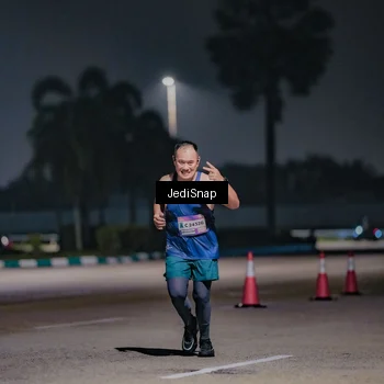 Runner Photo 7503998