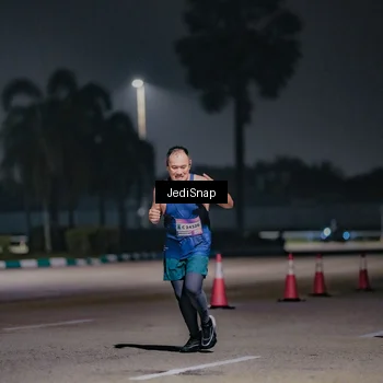 Runner Photo 7503999