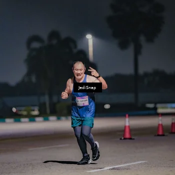 Runner Photo 7504004