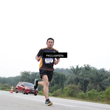 Runner Photo 7504008