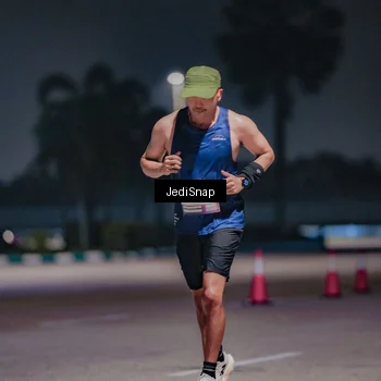 Runner Photo 7504010