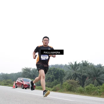 Runner Photo 7504017