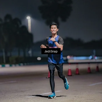 Runner Photo 7504018