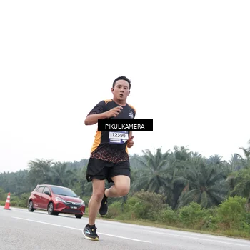 Runner Photo 7504022