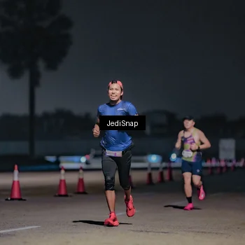 Runner Photo 7504038