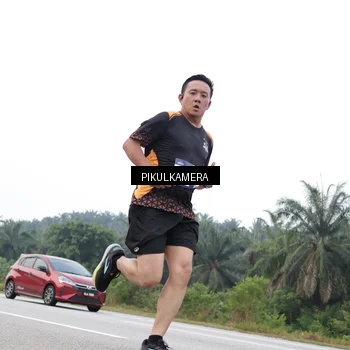 Runner Photo 7504041