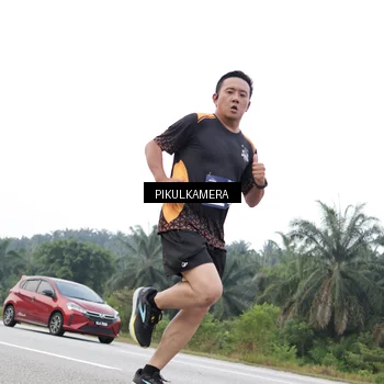 Runner Photo 7504048