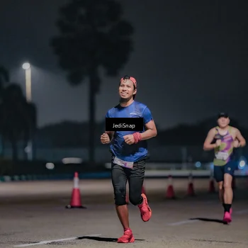 Runner Photo 7504049