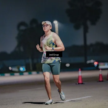 Runner Photo 7504064
