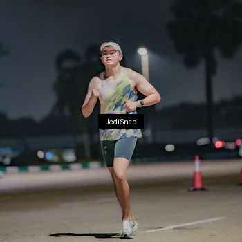 Runner Photo 7504071