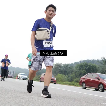 Runner Photo 7504074