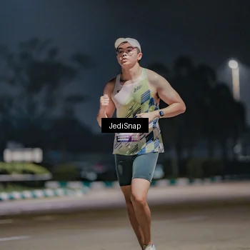 Runner Photo 7504078