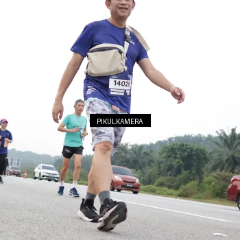 Runner Photo 7504080