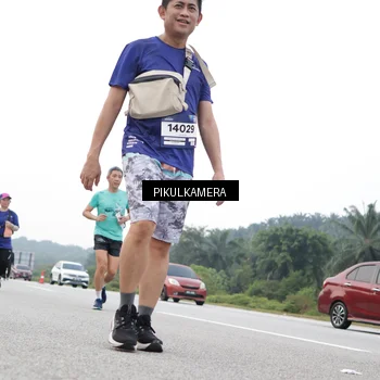 Runner Photo 7504081