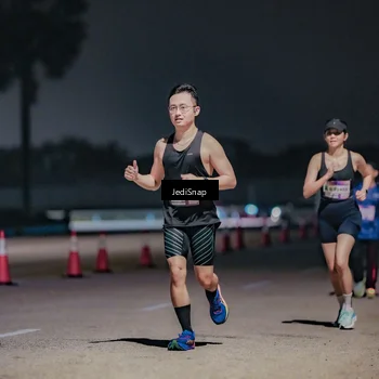 Runner Photo 7504110