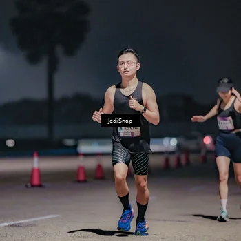 Runner Photo 7504121