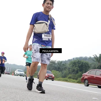 Runner Photo 7504122