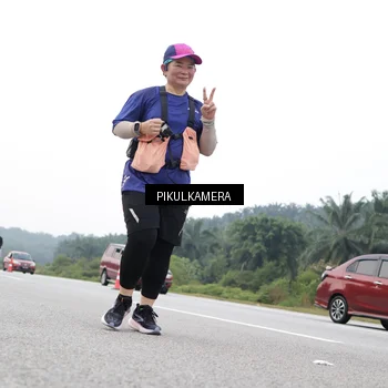 Runner Photo 7504153
