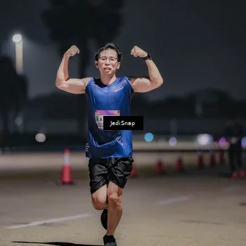 Runner Photo 7504173