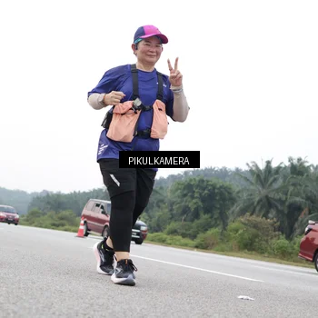 Runner Photo 7504180